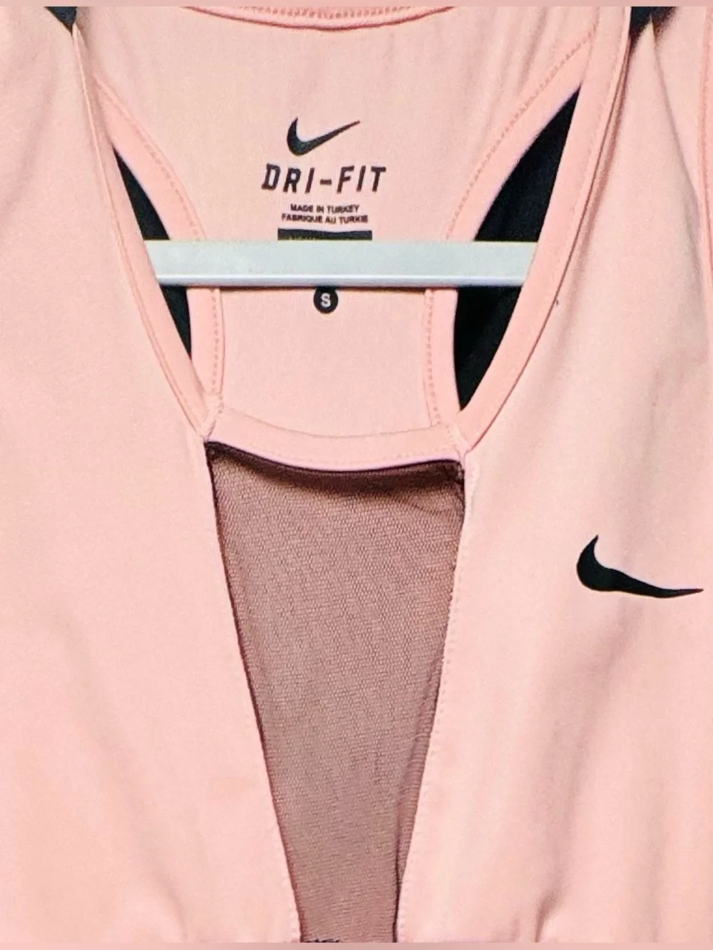 Nike Pink & Black Dri-FIT Mesh Front Women’s Sports Bra, Small.NWOT